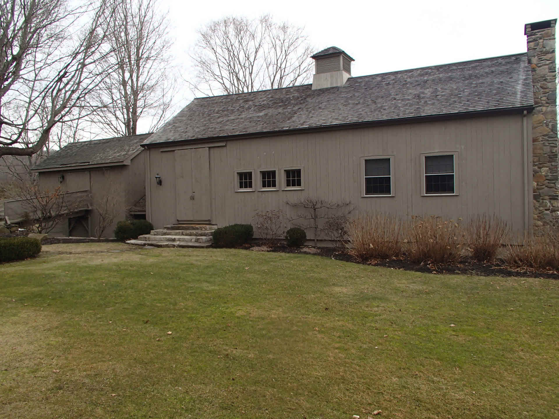 Building photograph for 119 NEW MILFORD RD WEST